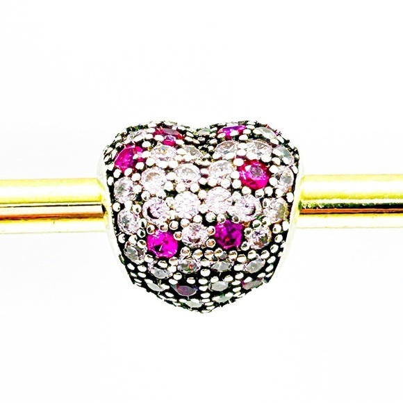 NWOT Pandora compatible pink heart charm - Picture 2 of 11